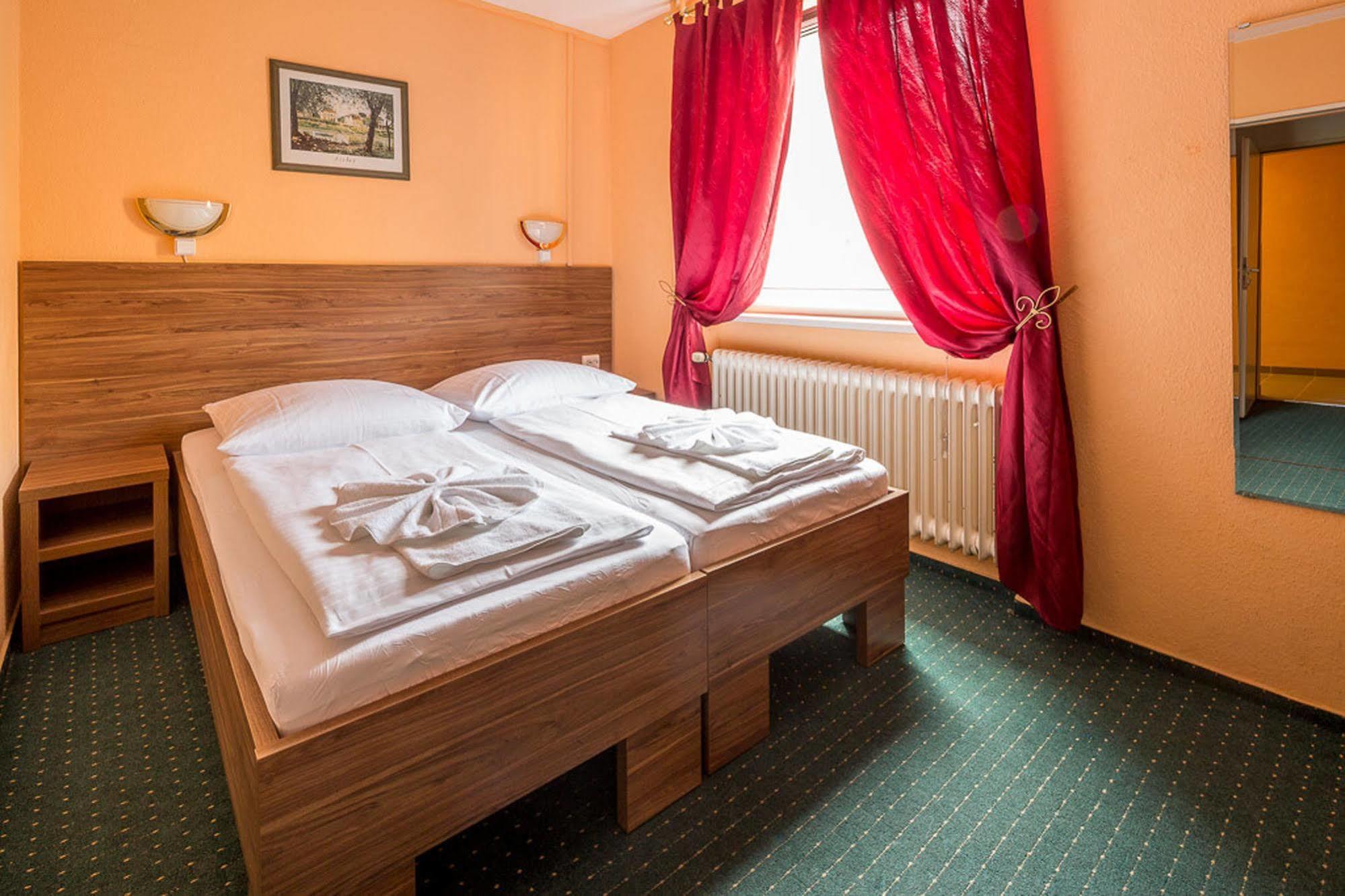 City Hotel Ansbach Am Kadewe Berlin Luaran gambar